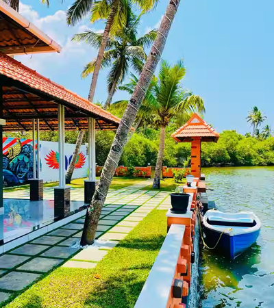 Houseboat on Lake